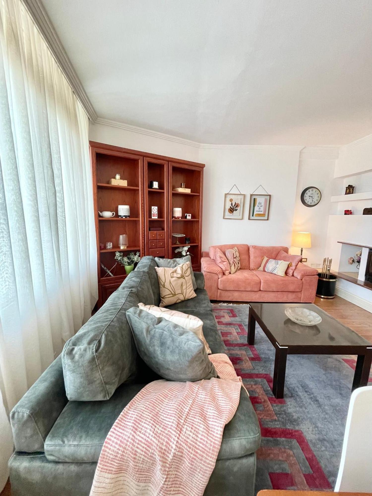Metro Suites Tirana Habitación foto